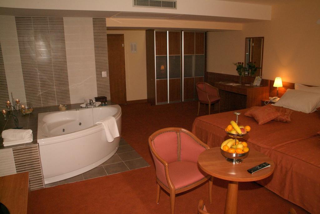 Hotel Kaktus Citluk ภายนอก รูปภาพ