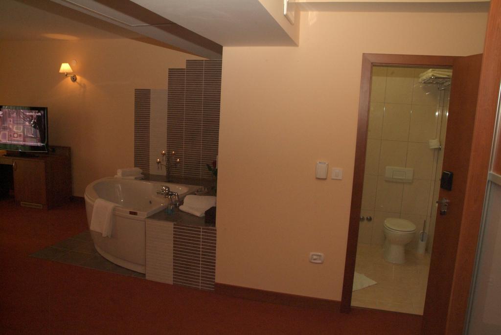 Hotel Kaktus Citluk ภายนอก รูปภาพ